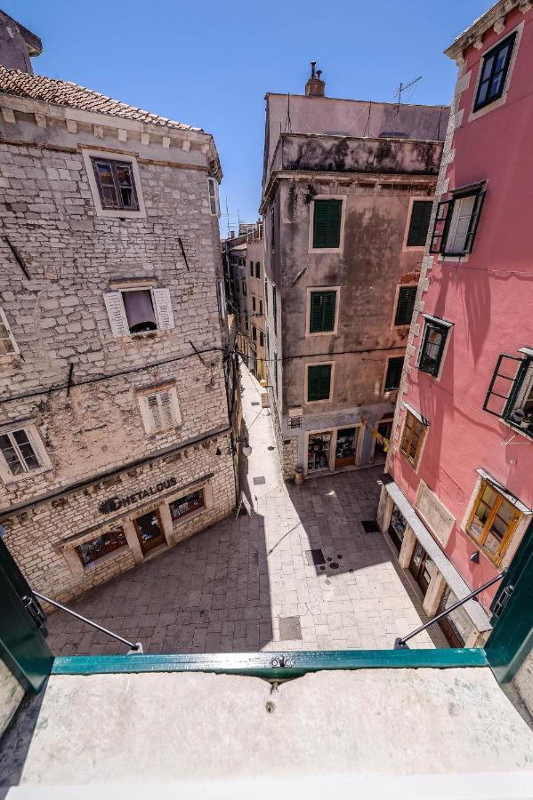 Aparment Lila Lägenhet Šibenik Exteriör bild