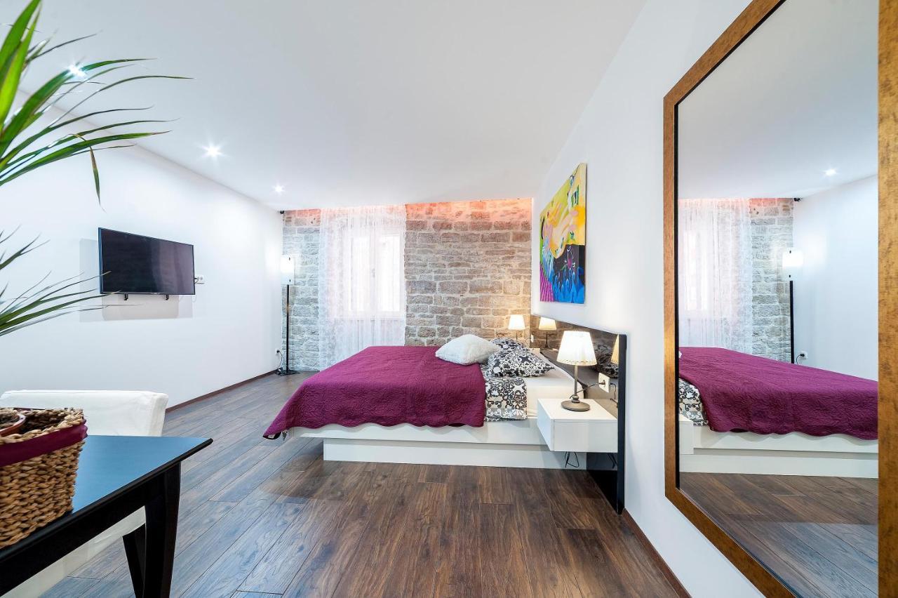 Aparment Lila Lägenhet Šibenik Exteriör bild